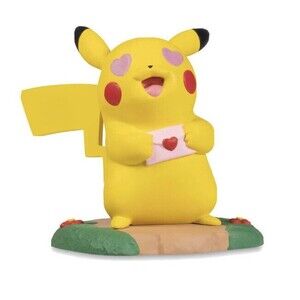 New Pikachu Moods: Love Figure Pokemon Center - In Hand
